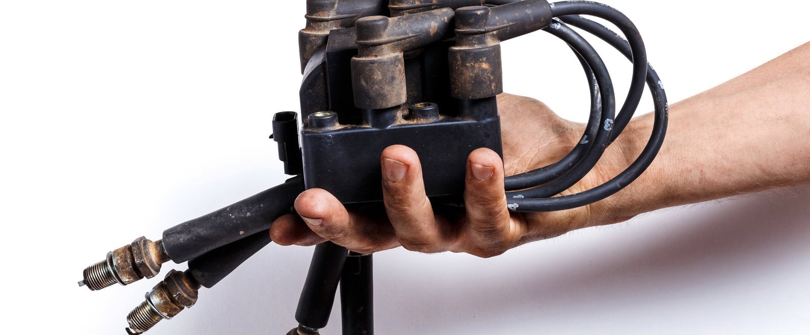 Ignition Coil Pack Replacement Canberra - mobile mechanic replacing coils